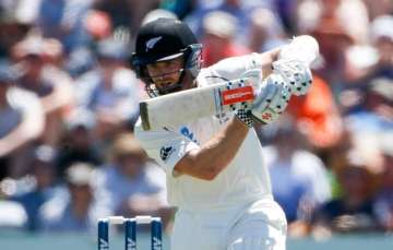 new zealand 93 2 at lunch on day 1 2nd test vs. sri lanka