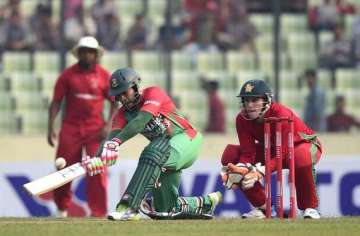 bangladesh wins toss elects to bat in 4th odi