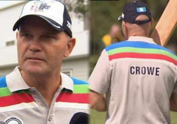 watch cancer stricken martin crowe s final innings at his home ground