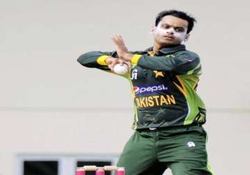 hafeez will be in india for bowling tests shaharyar
