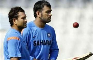 dhoni ok with sachin not in t20 team india