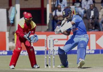 2nd odi zimbabwe wins toss opt to bowl against india