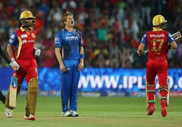 ipl 8 de villiers mandeep lead rcb recovery