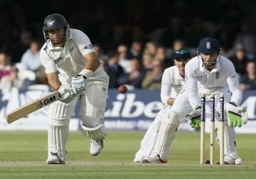 eng vs nz kiwi top order cruise to 303 2 trail england by 87 on day 2