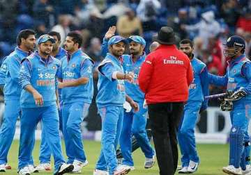 world cup 2015 pm narendra modi wishes team india on twitter