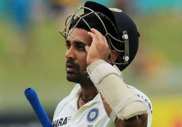 3rd test day 1 india reach 85/2 at lunch after losing openers