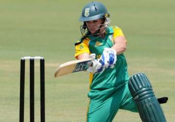 south african eves beat india to clinch odi series 2 1