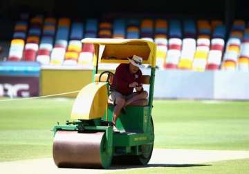 never faced complaints about practice pitches gabba curator