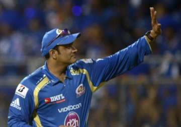 anil kumble steps down as chief mentor of mumbai indians