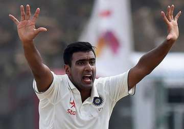 ashwin double strike reduces sa to 78/3 at lunch