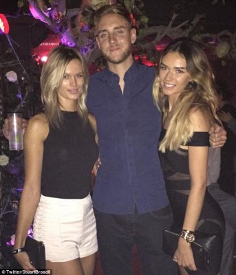 stuart broad enjoys halloween themed night out with girlfriend