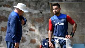 indian cricketers arrive in kolkata for 4th odi vs sl