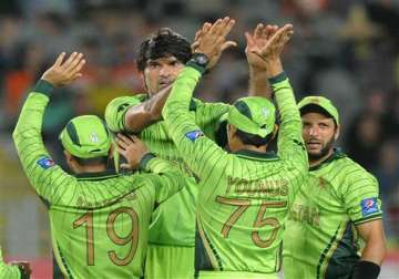 world cup 2015 pakistan take on ireland in must win clash