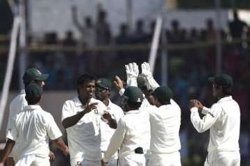 bangladesh beats zimbabwe by 186 runs in 3rd test