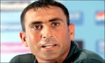 younis khan served show cause notice after media outburst