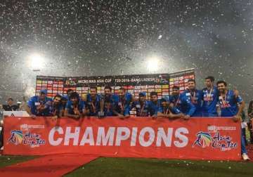 india well on track for world t20 dhoni after asia cup success