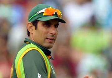 pakistan test skipper misbah has no plans to return to odis