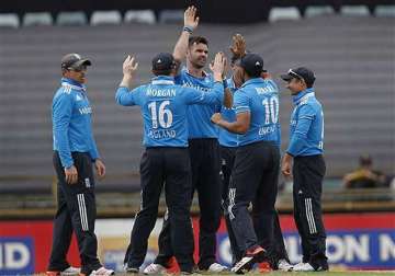 tri series 2015 india knocked out after losing to england