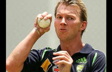 brett lee out of india series returns to australia