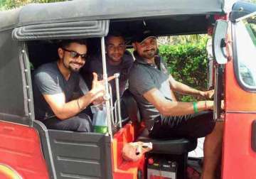 when virat harbhajan took autorickshaw in sri lanka