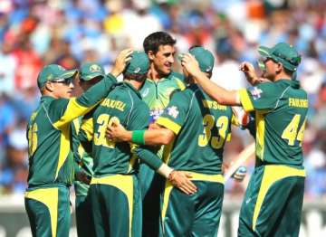 tri series 2015 australia beats india by 4 wickets in a nailbiter 2nd odi