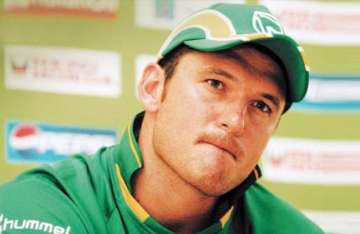 smith quits as south africa s t20 captain