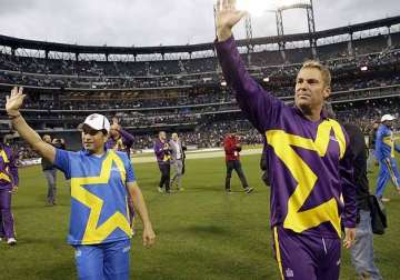 warne s warriors trump sachin s blasters in all stars opener