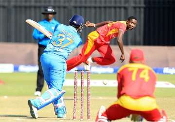 india lose to zimbabwe by 10 runs in 2nd t20i