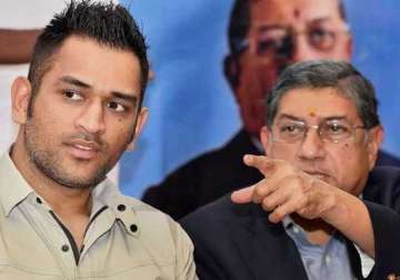 ipl match fixing dhoni won t resign says srinivasan