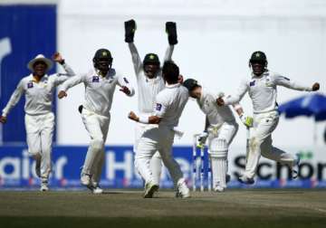 pakistan beats australia by 356 runs in the 2nd test wins series 2 0