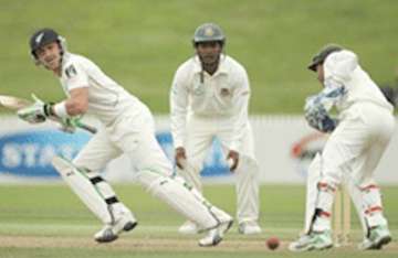 kiwis 258/5 on day 1 of hamilton test against bangladesh