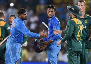 ind vs sa indian batsmen flounder as proteas win by 18 runs