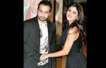 shilpa s husband raj kundra faces ed heat