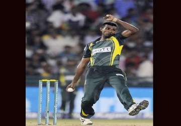 clt20 conditions were not favourable for spin bowling says mubarak