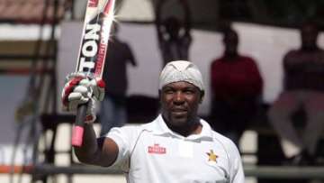 zimbabwe 140 2 at lunch on day 3 vs bangladesh