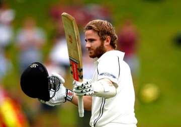 nz vs sl nz leads sri lanka by 190 at lunch on day 4 2nd test
