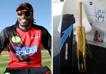 chris gayle to wield golden bat in big bash league