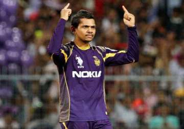 ipl 8 kkr threatens to pull out if narine is not allowed to play
