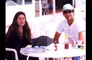 wasim akram s wife laid to rest in lahore