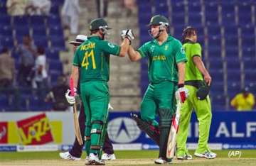 disciplined south africa beat pakistan in twenty20