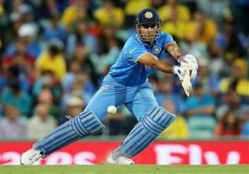 will decide whether to play 2019 world cup next year dhoni