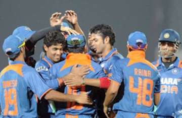 india eke out narrow one run win in thriller against s africa