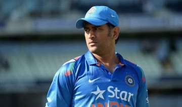 tri series 2015 we kept losing wickets says dhoni