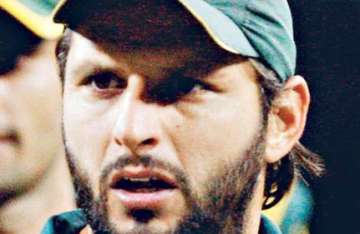 afridi questions test cricket ability of pak players