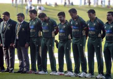 world cup bound pakistan squad to visit peshawar school
