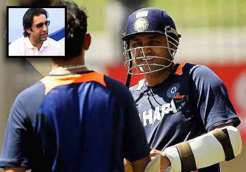 india must trust sehwag s abilities wasim