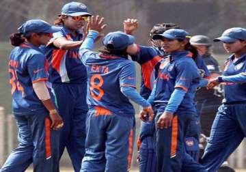 indian women s cricket team arrives for pakistan match