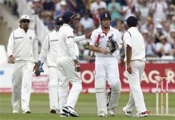 it was naive on my part to walk off the crease says ian bell
