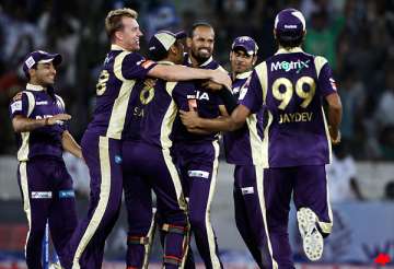 kkr beat auckland by 2 runs in thrilling clt20 qualifier match