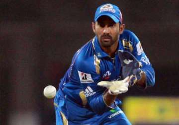 karthik is eager to play under kirsten again